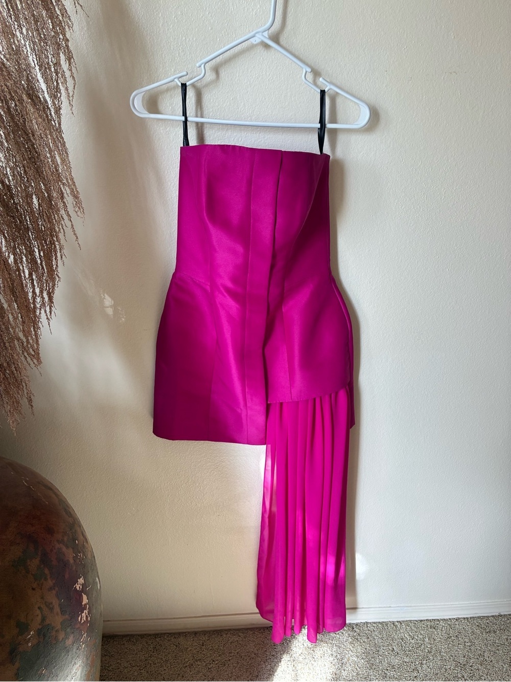 Israella Kobla Women's Siti Strapless Mini Dress Size 4 in Magenta Pink Gown - Picture 2 of 6